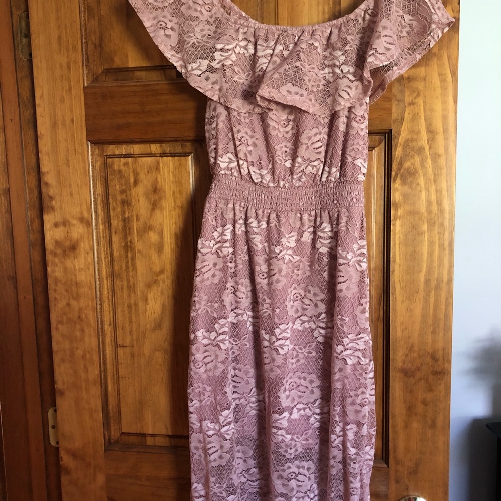 LACE DRESS